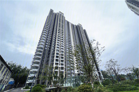 富沃德阳光城3室2厅1卫102m2毛坯房